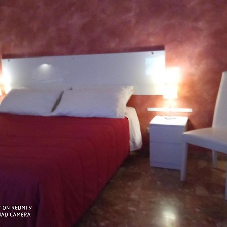 Bed & Breakfast Fontanarossa Airport -Private Parking- Bed & Breakfast Catania Exterior photo